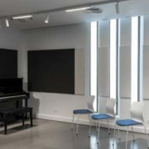 غرف التمارين الجماعية